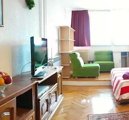 Cosy Twoo Floor Close To Everything In ! Daire Split